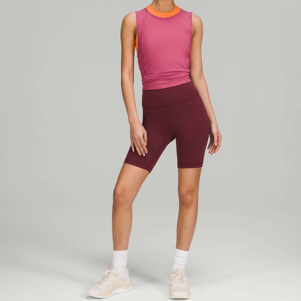 Lululemon Size 4 T-Shirt Top Sculpt Pink Back Cut Out Lightweight Athletic Women
